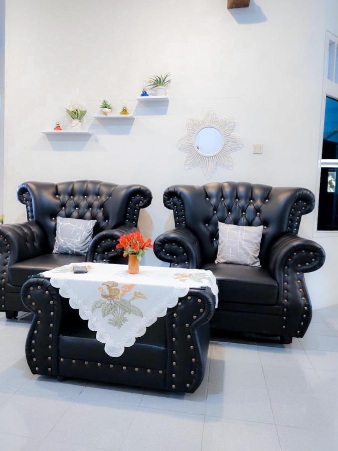 בניוואנגי Twentynine Homestay מראה חיצוני תמונה